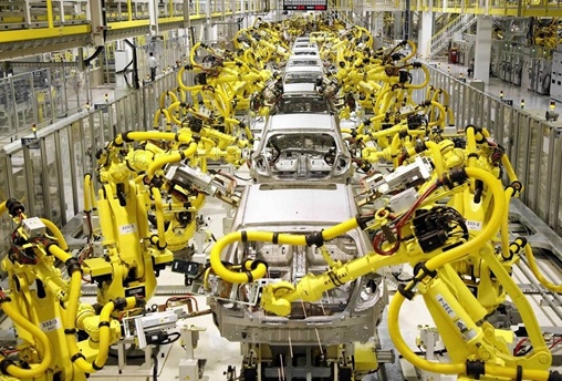 China’s industrial output expands 7 pct in April